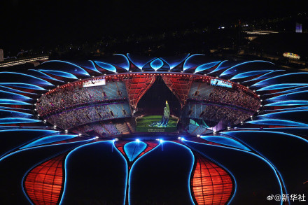 惊艳！亚运闭幕式上的中国式浪漫