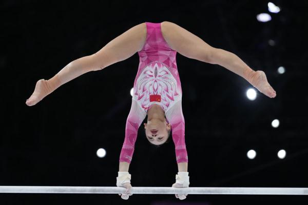 安特卫普体操世锦赛:邱祺缘夺得女子高低杠冠军 安特卫普体操世锦赛:邱祺缘夺得女子高低杠冠军