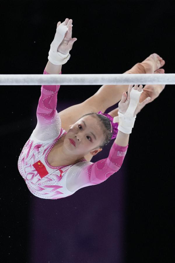 安特卫普体操世锦赛:邱祺缘夺得女子高低杠冠军 安特卫普体操世锦赛:邱祺缘夺得女子高低杠冠军