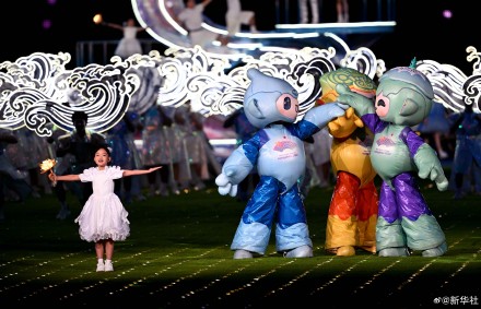 惊艳！亚运闭幕式上的中国式浪漫