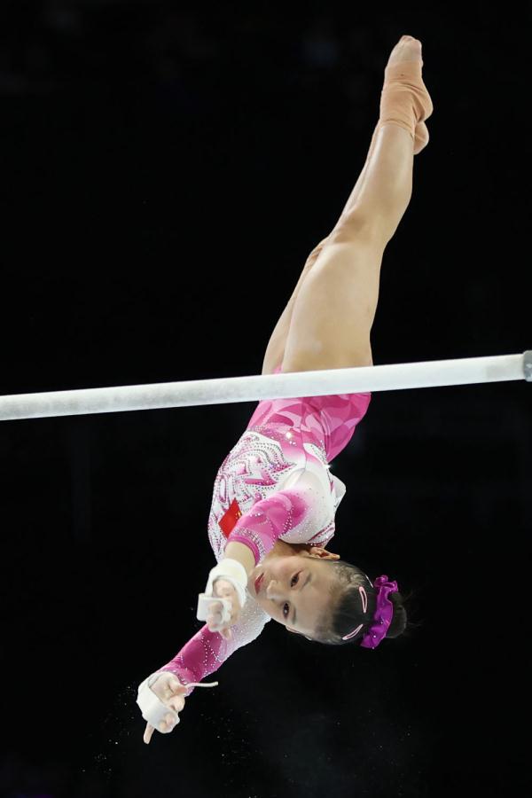 安特卫普体操世锦赛:邱祺缘夺得女子高低杠冠军 安特卫普体操世锦赛:邱祺缘夺得女子高低杠冠军