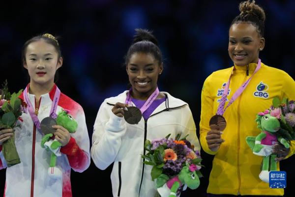 体操——安特卫普世锦赛：周雅琴夺得女子平衡木亚军