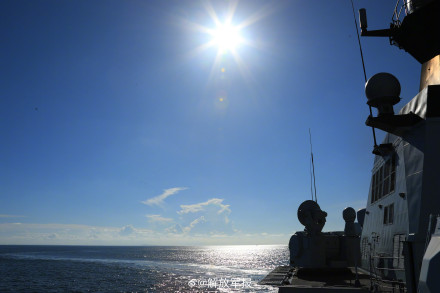 秋日练兵！直击舰艇编队海上训练