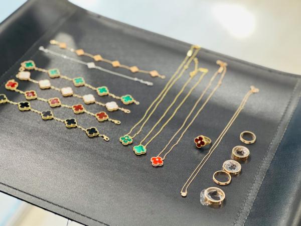 奢侈品经典款十分之一价格出售？7人售假团伙半年销售额近千万元