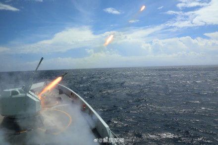 秋日练兵！直击舰艇编队海上训练