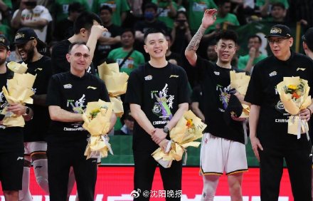 杨鸣出任辽宁益胜篮球俱乐部总裁兼总教练 杨鸣出任辽宁益胜篮球俱乐部总裁兼总教练