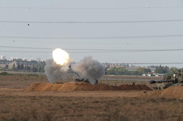 巴以新一轮冲突已致超1300人死亡！总台记者亲历火箭弹袭击