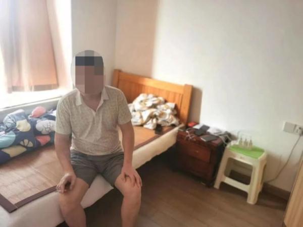 娄底双峰公安精准出击,10位“成功人士”落网 娄底双峰公安精准出击,10位“成功人士”落网