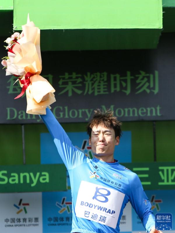 第十四届环海南岛国际公路自行车赛落幕