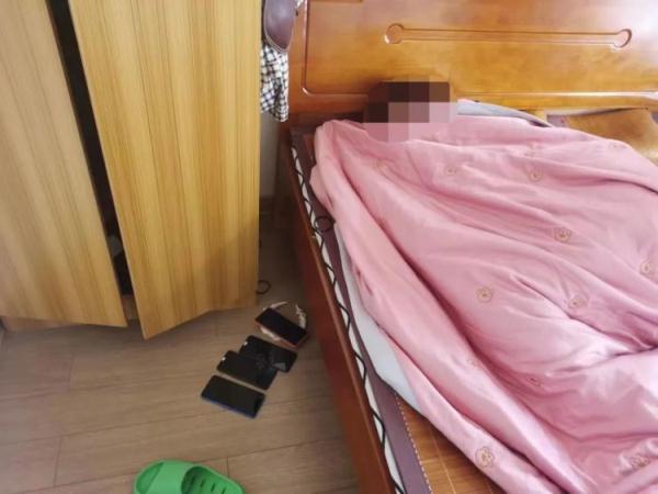 娄底双峰公安精准出击,10位“成功人士”落网 娄底双峰公安精准出击,10位“成功人士”落网