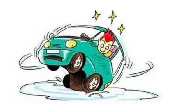 【典型事故案例曝光】雨天过弯不减速,车辆失控酿事故 【典型事故案例曝光】雨天过弯不减速,车辆失控酿事故