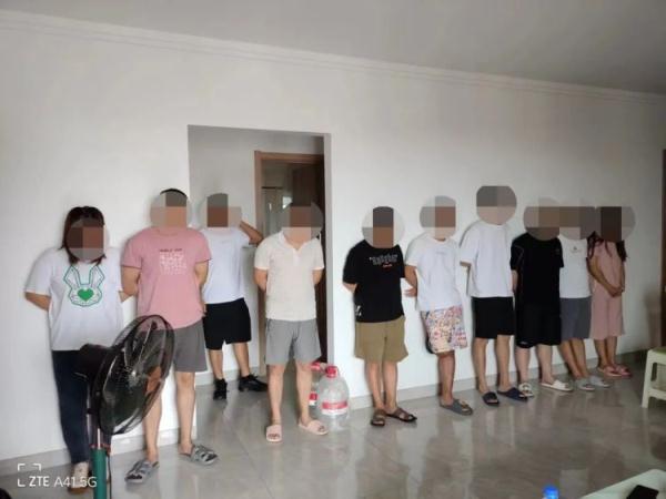 娄底双峰公安精准出击,10位“成功人士”落网 娄底双峰公安精准出击,10位“成功人士”落网