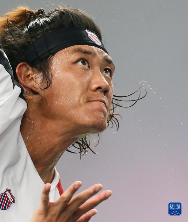 网球——上海大师赛：张之臻对阵胡尔卡奇