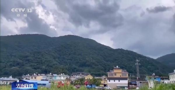 大学生出境求千元日薪，其实被卖到缅北诈骗园区