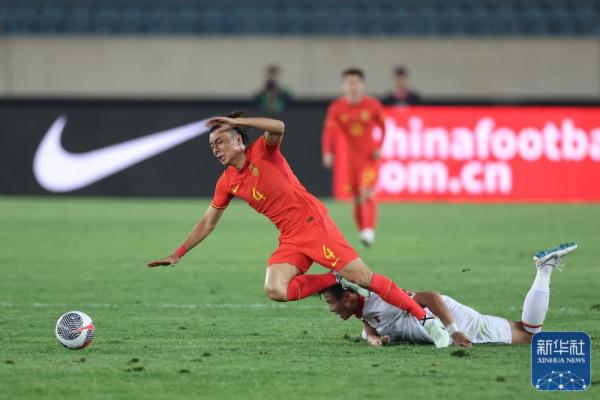 足球国际邀请赛中国队胜越南队