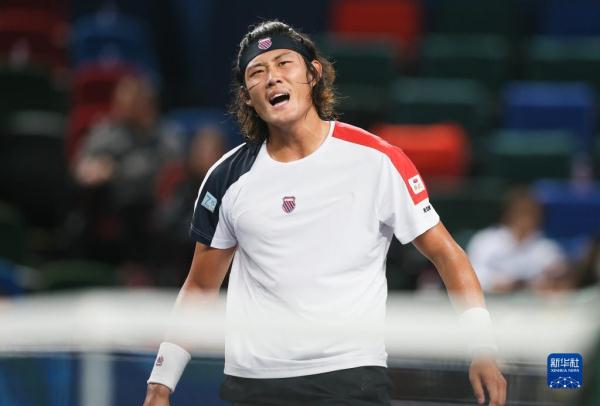 网球——上海大师赛：张之臻对阵胡尔卡奇