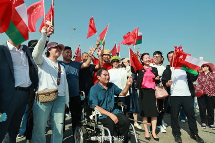 中国海军第44批护航编队抵达阿曼友好访问 中国海军第44批护航编队抵达阿曼友好访问