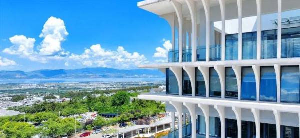 为什么大学图书馆门口楼梯这么多？“知识以一种很新的方式进到我的脑子里”