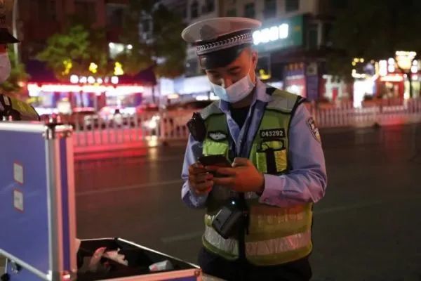 两民警一辅警遭报复杀害！最新消息