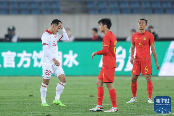 足球国际邀请赛中国队胜越南队