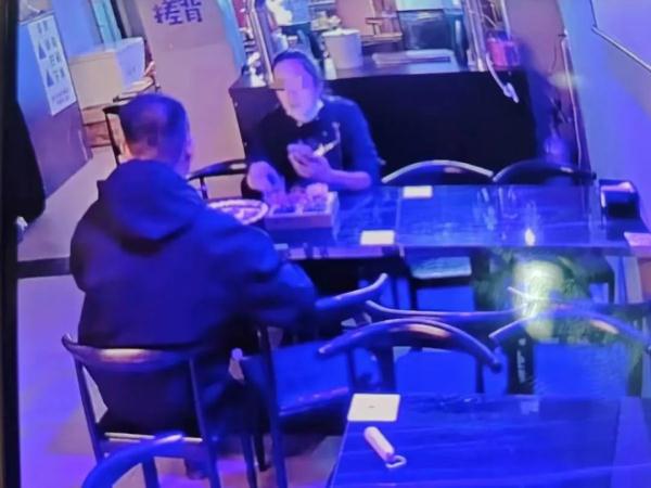 “宫廷玉液酒”,红里透着“黑”! “宫廷玉液酒”,红里透着“黑”!