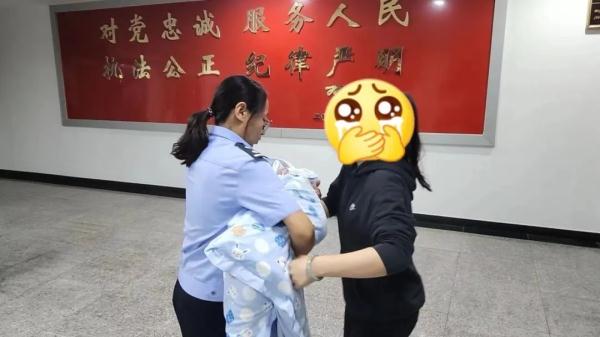 狠心母亲三万元“出售”亲生孩子?警方四小时解救 狠心母亲三万元“出售”亲生孩子?警方四小时解救