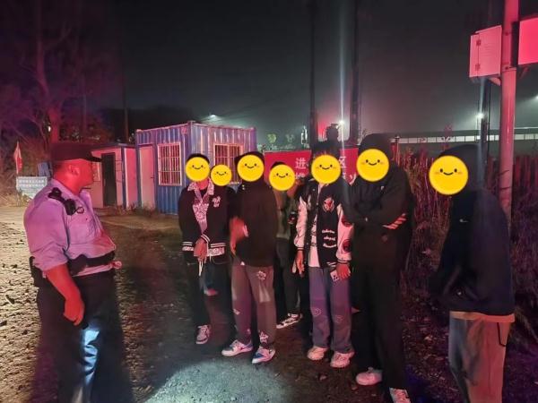 沈阳11名大学生登山看日出，结果在半山腰……