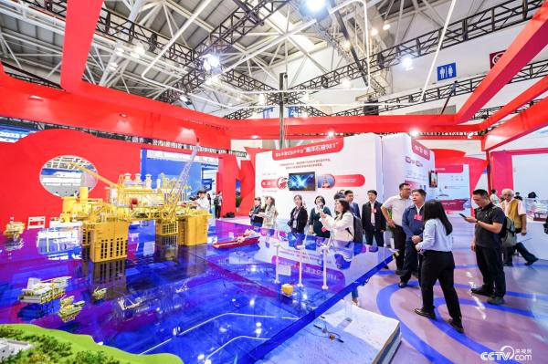 “大国重器”集中亮相2023世界航海装备大会 “大国重器”集中亮相2023世界航海装备大会