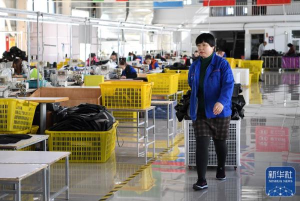 河北康保：乡村“微工厂”促就业助振兴