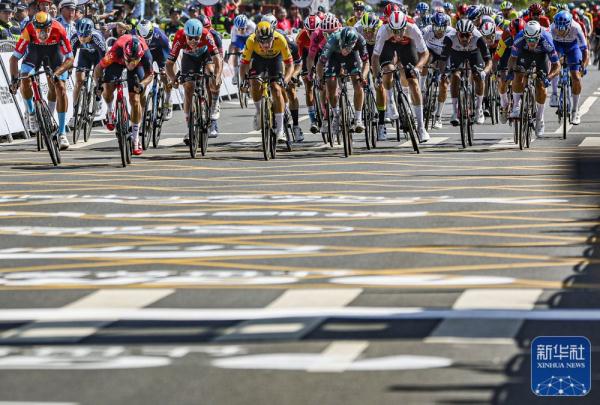 自行车|2023年环广西公路自行车世界巡回赛开赛