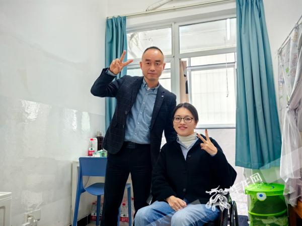 忍不住点赞!重庆一高校为轮椅女孩量身定制“无障碍宿舍” 忍不住点赞!重庆一高校为轮椅女孩量身定制“无障碍宿舍”