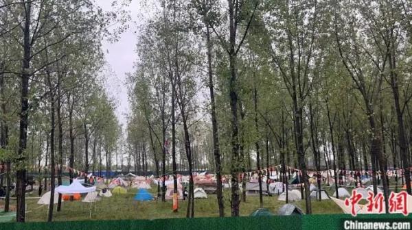 南阳迷笛音乐节后，他们逐渐选择了原谅