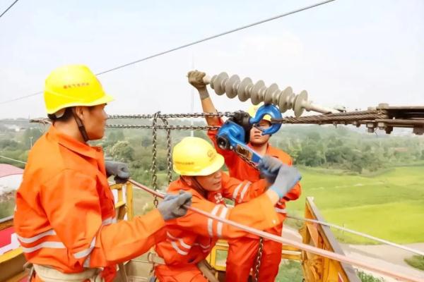 杭州到温州1小时！年底前，这条铁路将……激动！