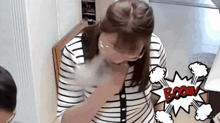 女子咬了一口，竟在嘴里炸了！近期大量上市，很多人爱吃……