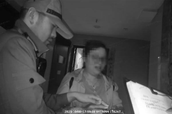 妻子“消失”，杭州男子心急如焚：“稍迟几分钟我老婆就可能被...”