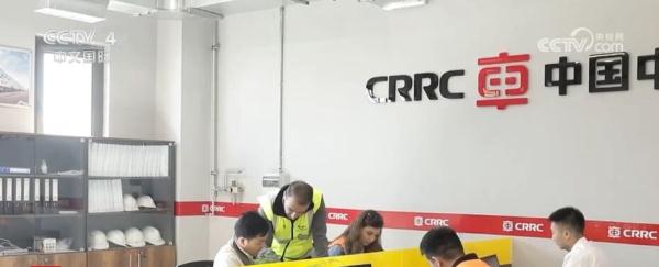 搭乘中国列车来到伊斯坦布尔街头 “中国造”搭建“一带一路”民心之桥 搭乘中国列车来到伊斯坦布尔街头 “中国造”搭建“一带一路”民心之桥