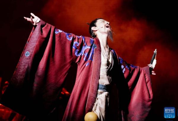 青岛大剧院:音乐剧交融传统文化 《将进酒》演绎谪仙李白 青岛大剧院:音乐剧交融传统文化 《将进酒》演绎谪仙李白