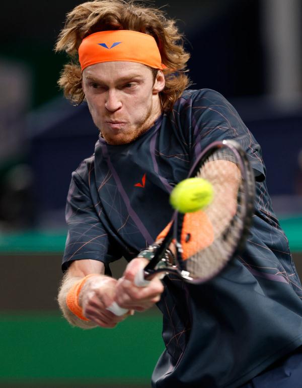 网球胡尔卡奇获得上海大师赛单打冠军