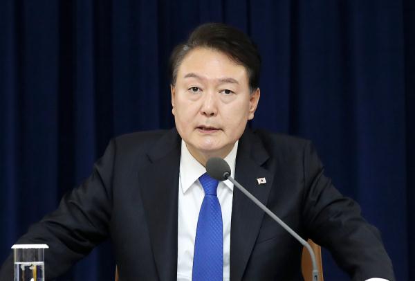 韩国国债1100万亿韩元创新高,韩媒:尹锡悦政府正陷入低增长沼泽 韩国国债1100万亿韩元创新高,韩媒:尹锡悦政府正陷入低增长沼泽