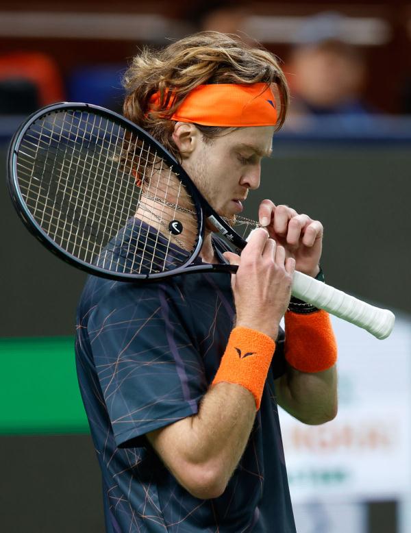 网球胡尔卡奇获得上海大师赛单打冠军