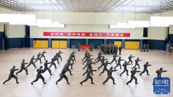 国家游泳队结束2023年度军训 国家游泳队结束2023年度军训