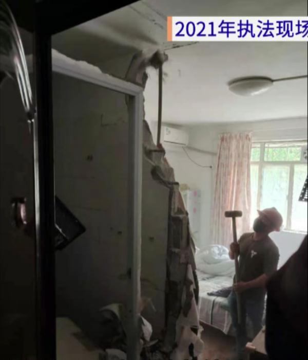 深圳一住房私建8个卫生间，楼下渗水发霉！官方回应