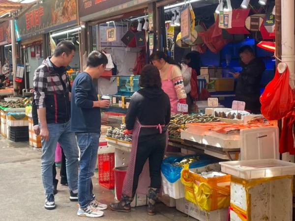 降价了!大闸蟹在昆大量上市,每只价格…… 降价了!大闸蟹在昆大量上市,每只价格……