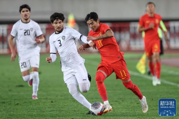 足球丨国际邀请赛：中国队不敌乌兹别克斯坦队