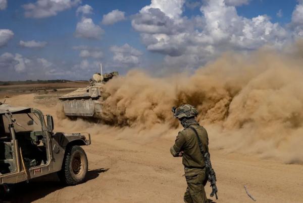 中国紧急援助,美国调去航母 中国紧急援助,美国调去航母