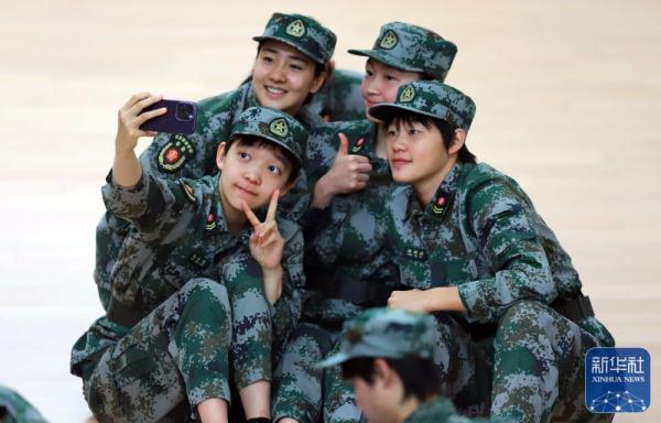 国家游泳队结束2023年度军训 国家游泳队结束2023年度军训