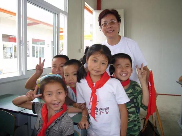 汶川地震后卖房捐款450万的“上海奶奶”，走了