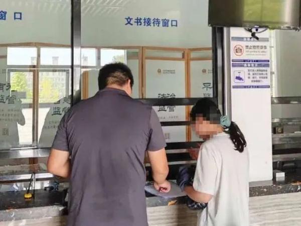 3分钟手机发烫！“呼死你”服务，一天几万个电话？