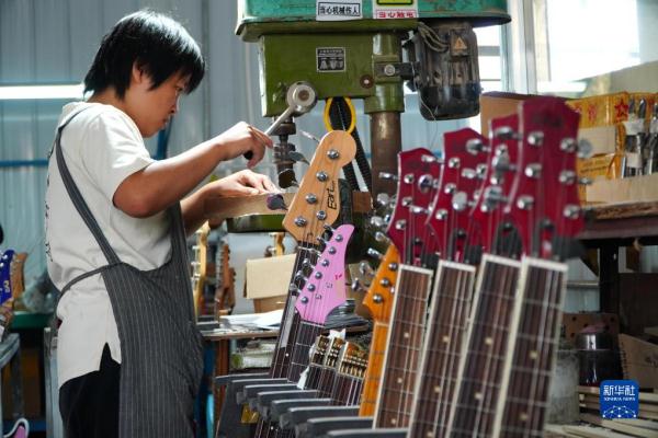 乡村行·看振兴丨山东昌乐：“乐器小镇”奏响“富民曲”