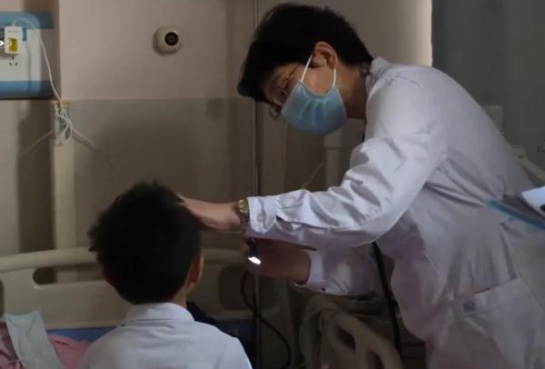 郑州多家医院迎就诊高峰！肺炎支原体感染是肺炎吗？康复后为何一直咳嗽？专家回应